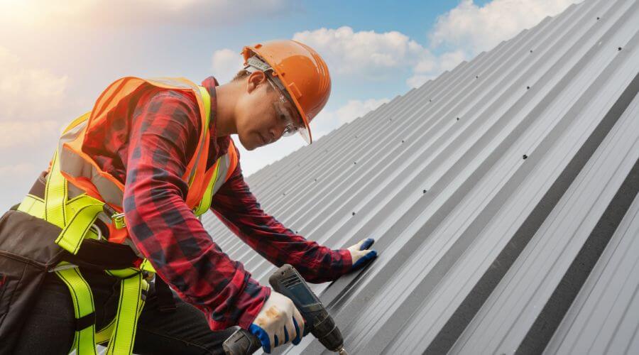 Expert Emergency Roof Repairs services in Saint Helena, NE
